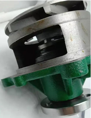 D6D / D6E قطع غيار فولفو EC210B 20726092 مضخة مياه حفارة